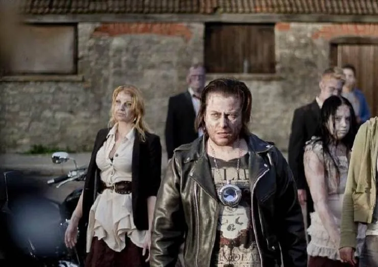 Король зомби (2013) через торрент скачать Король зомби (2013) фильм через торрент скачать