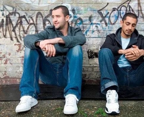 Ловкач (2008) через торрент скачать Ловкач (2008) фильм через торрент скачать