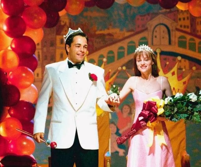 Кэрри (2002) через торрент бесплатно Кэрри (2002) фильм через торрент бесплатно