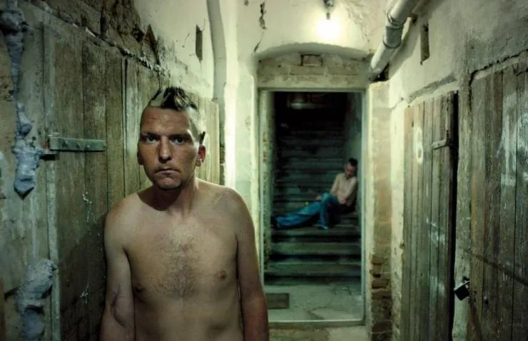 В подвале (2014) через торрент скачать В подвале (2014) фильм через торрент скачать