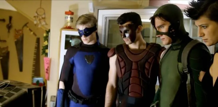 Все супергерои должны погибнуть (2011) через торрент скачать Все супергерои должны погибнуть (2011) фильм через торрент скачать