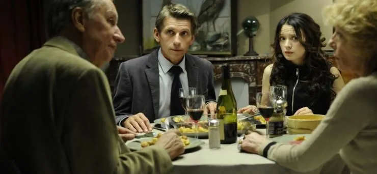 Имена людей (2010) через торрент скачать Имена людей (2010) фильм через торрент скачать