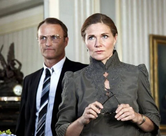 Студия секса (2012) через торрент бесплатно Студия секса (2012) фильм через торрент бесплатно