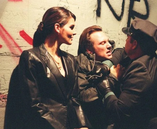 Сделка (2004) через торрент скачать Сделка (2004) фильм через торрент скачать