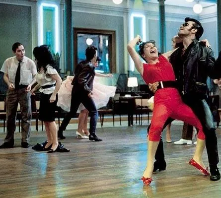 Бал (1983) через торрент скачать Бал (1983) фильм через торрент скачать