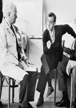 Зелиг (1983) через торрент бесплатно Зелиг (1983) фильм через торрент бесплатно