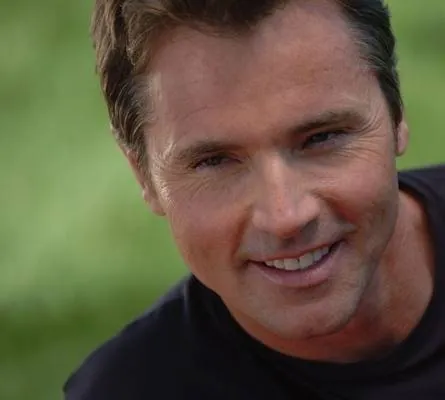 Золотая клетка (2005) через торрент бесплатно Золотая клетка (2005) фильм через торрент бесплатно