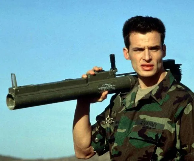 База 2: Виновен по предписанию (2000) через торрент скачать База 2: Виновен по предписанию (2000) фильм через торрент скачать