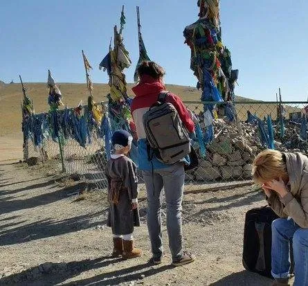 Сожги свои карты (2016) через торрент скачать Сожги свои карты (2016) фильм через торрент скачать