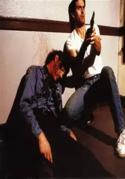 Маньяк-полицейский (1988) через торрент бесплатно Маньяк-полицейский (1988) фильм через торрент бесплатно