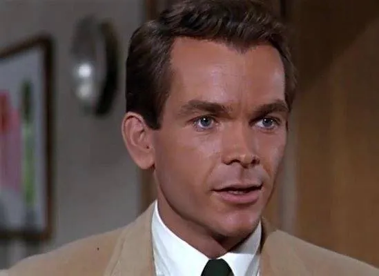 Гадкая такса (1966) в хорошем качестве через торрент Гадкая такса (1966) фильм в хорошем качестве через торрент