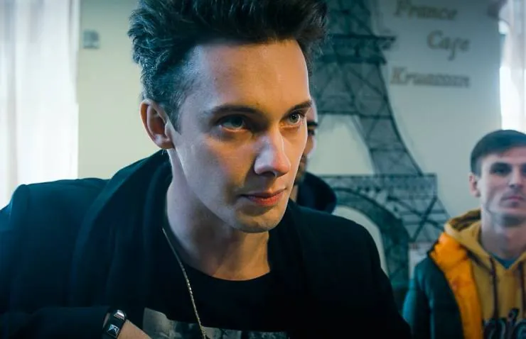 Условный мент (2019) через торрент скачать Условный мент (2019) сериал через торрент скачать