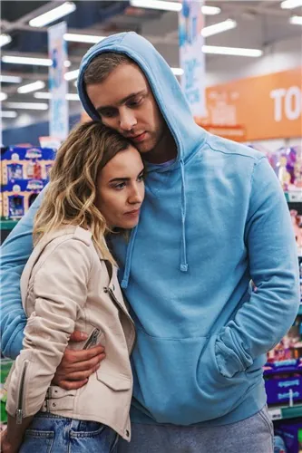 (НЕ)идеальный мужчина (2020) cериал скачать через торрент в хорошем качестве