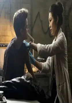 Бэтвумен (2019) через торрент скачать Бэтвумен (2019) сериал через торрент скачать