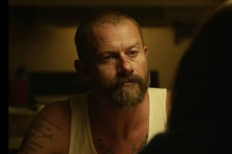 Микки и медведь (2019) через торрент бесплатно Микки и медведь (2019) фильм через торрент бесплатно