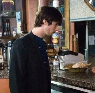 Маменькин сынок (2007) через торрент скачать Маменькин сынок (2007) фильм через торрент скачать