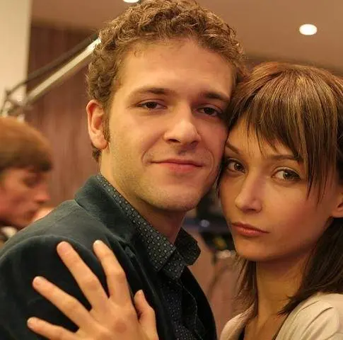 Дочки-матери (2007) через торрент бесплатно Дочки-матери (2007) сериал через торрент бесплатно