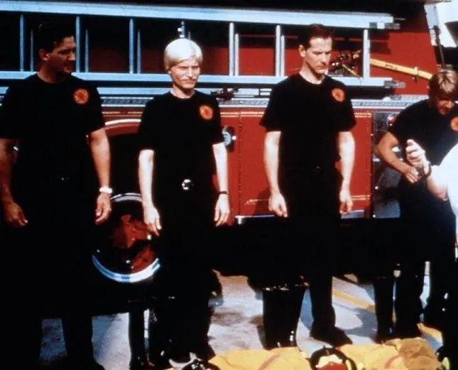 Огненный вопль (1995) через торрент скачать Огненный вопль (1995) фильм через торрент скачать