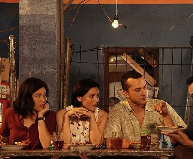 Аруна и её тарелка (2018) через торрент бесплатно Аруна и её тарелка (2018) фильм через торрент бесплатно