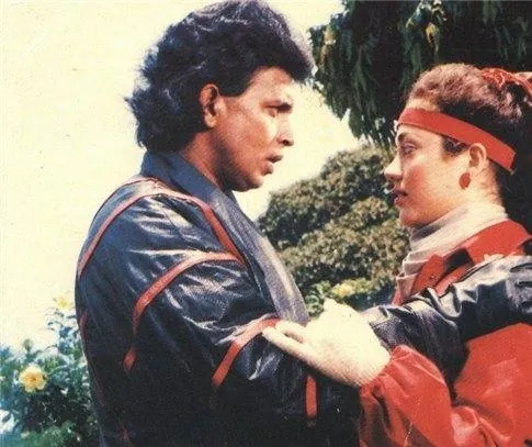 Коммандос (1988) через торрент скачать Коммандос (1988) фильм через торрент скачать