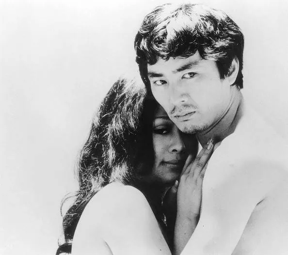 Бренность (1970) через торрент скачать Бренность (1970) фильм через торрент скачать