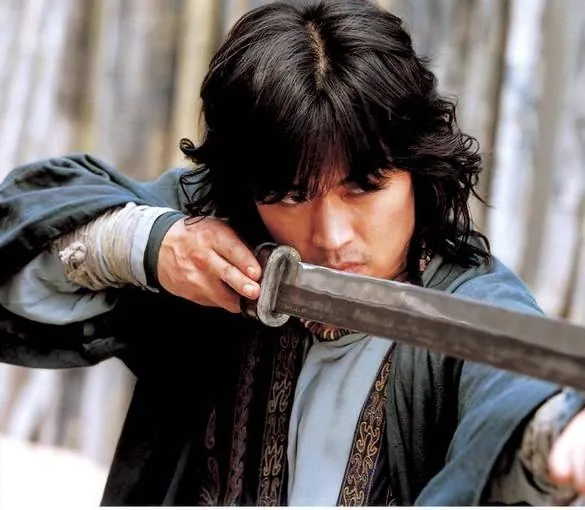 Призрачный меч (2005) через торрент бесплатно Призрачный меч (2005) фильм через торрент бесплатно