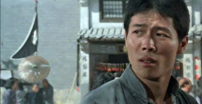 Боец в стиле обезьяны (1979) через торрент скачать Боец в стиле обезьяны (1979) фильм через торрент скачать