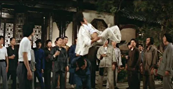 Боец в стиле обезьяны (1979) через торрент бесплатно Боец в стиле обезьяны (1979) фильм через торрент бесплатно