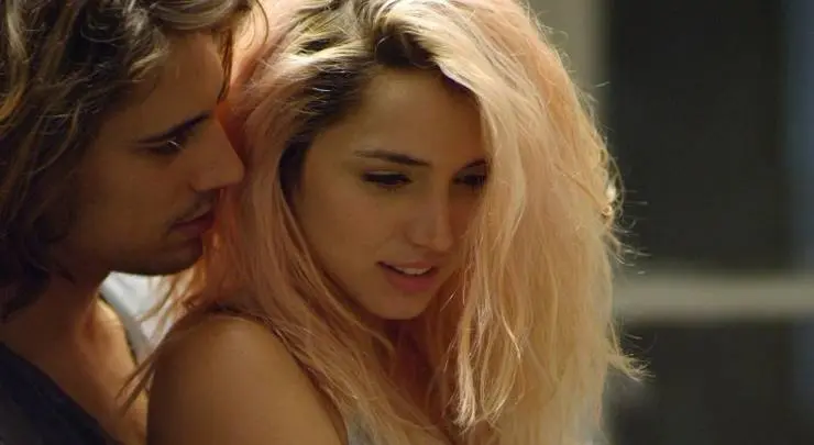 За пригоршню поцелуев (2014) в хорошем качестве через торрент За пригоршню поцелуев (2014) фильм в хорошем качестве через торрент