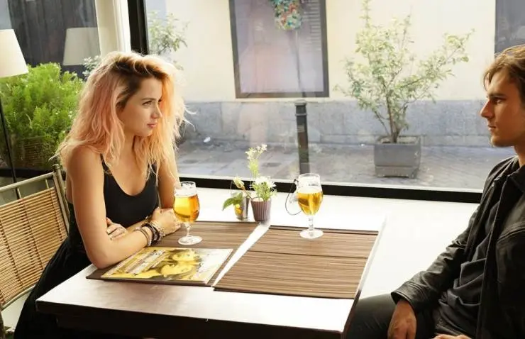 За пригоршню поцелуев (2014) через торрент бесплатно За пригоршню поцелуев (2014) фильм через торрент бесплатно