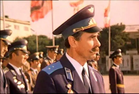 Голубые молнии (1978) в хорошем качестве через торрент Голубые молнии (1978) фильм в хорошем качестве через торрент