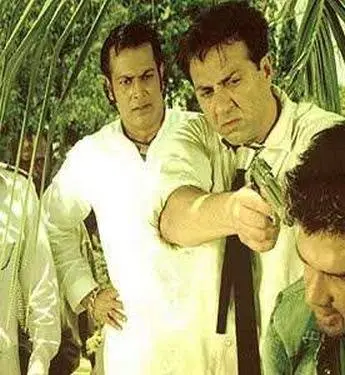 За гранью дозволенного (2004) через торрент бесплатно За гранью дозволенного (2004) фильм через торрент бесплатно