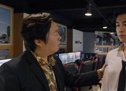 Легендарный лакей (2016) через торрент бесплатно Легендарный лакей (2016) фильм через торрент бесплатно