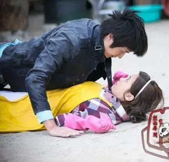 Укрощение наследника (2009) в хорошем качестве через торрент Укрощение наследника (2009) сериал в хорошем качестве через торрент