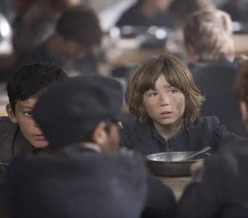 Оливер Твист (2007) через торрент бесплатно Оливер Твист (2007) сериал через торрент бесплатно