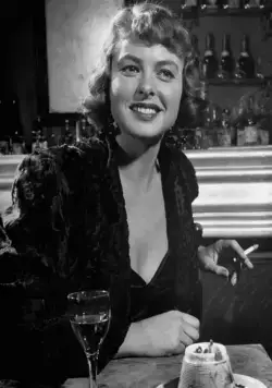 Триумфальная арка (1948) через торрент бесплатно Триумфальная арка (1948) фильм через торрент бесплатно