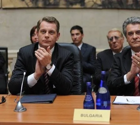 Миссия Лондон (2010) через торрент бесплатно Миссия Лондон (2010) фильм через торрент бесплатно