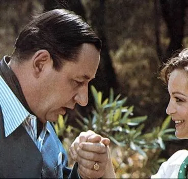 Женщина в окне (1976) через торрент скачать Женщина в окне (1976) фильм через торрент скачать