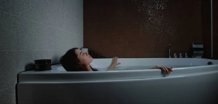 Под водой (2018) в хорошем качестве через торрент Под водой (2018) фильм в хорошем качестве через торрент