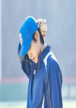 Бейсболистка (2019) через торрент бесплатно Бейсболистка (2019) фильм через торрент бесплатно