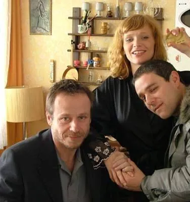 Заткнись и пристрели меня (2005) через торрент бесплатно Заткнись и пристрели меня (2005) фильм через торрент бесплатно