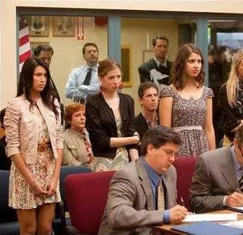 Драка девочек (2011) через торрент бесплатно Драка девочек (2011) фильм через торрент бесплатно