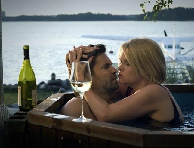 Развод по-фински, или Дом, где растет любовь (2009) в хорошем качестве через торрент Развод по-фински, или Дом, где растет любовь (2009) фильм в хорошем качестве через торрент