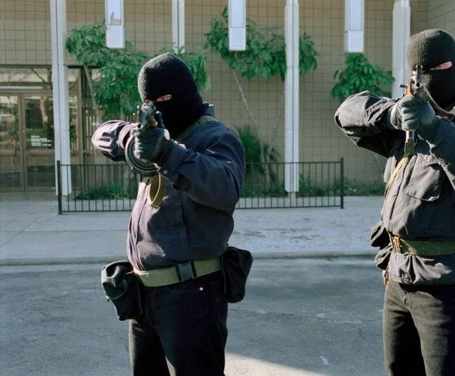 44 минуты: Бойня в северном Голливуде (2003) через торрент бесплатно 44 минуты: Бойня в северном Голливуде (2003) фильм через торрент бесплатно