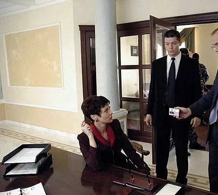 Телохранитель (2006) через торрент скачать Телохранитель (2006) сериал через торрент скачать