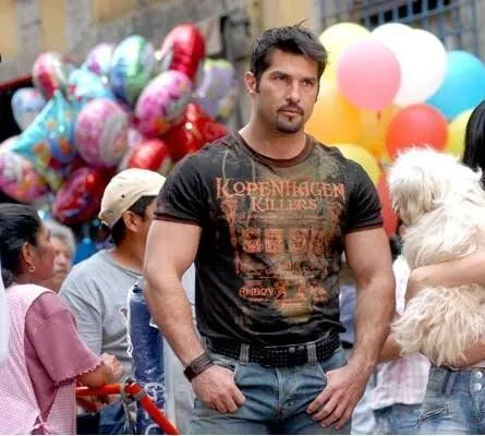 Осторожно с ангелом (2008) через торрент скачать Осторожно с ангелом (2008) сериал через торрент скачать