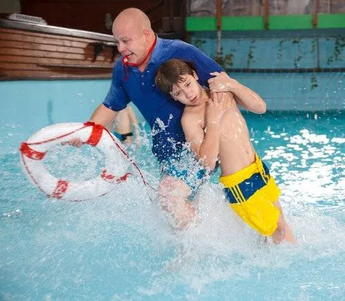 Супер Макс (2013) через торрент скачать Супер Макс (2013) сериал через торрент скачать