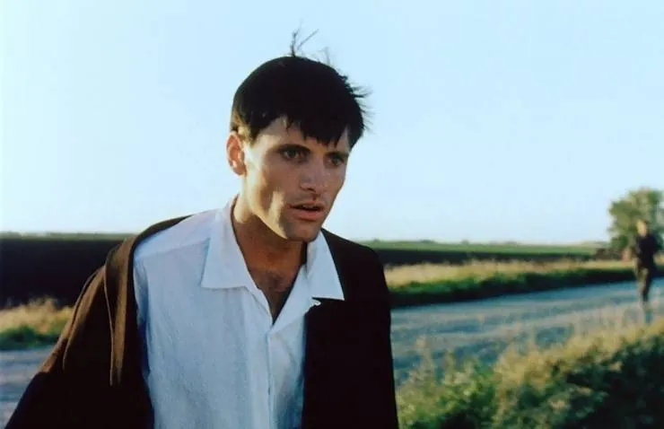 Отражающая кожа (1990) в хорошем качестве через торрент Отражающая кожа (1990) фильм в хорошем качестве через торрент