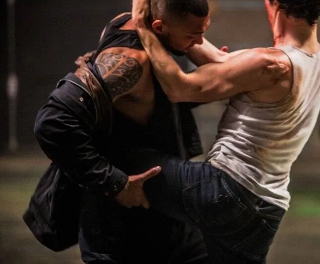 Небольшое одолжение (2013) через торрент скачать Небольшое одолжение (2013) фильм через торрент скачать