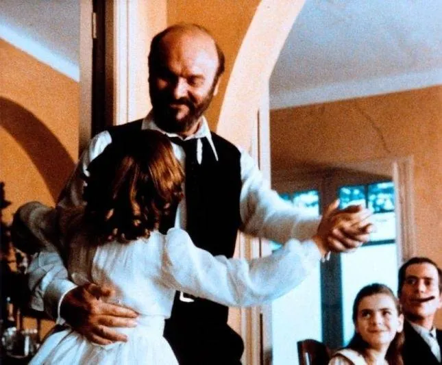 Юг (1983) в хорошем качестве через торрент Юг (1983) фильм в хорошем качестве через торрент